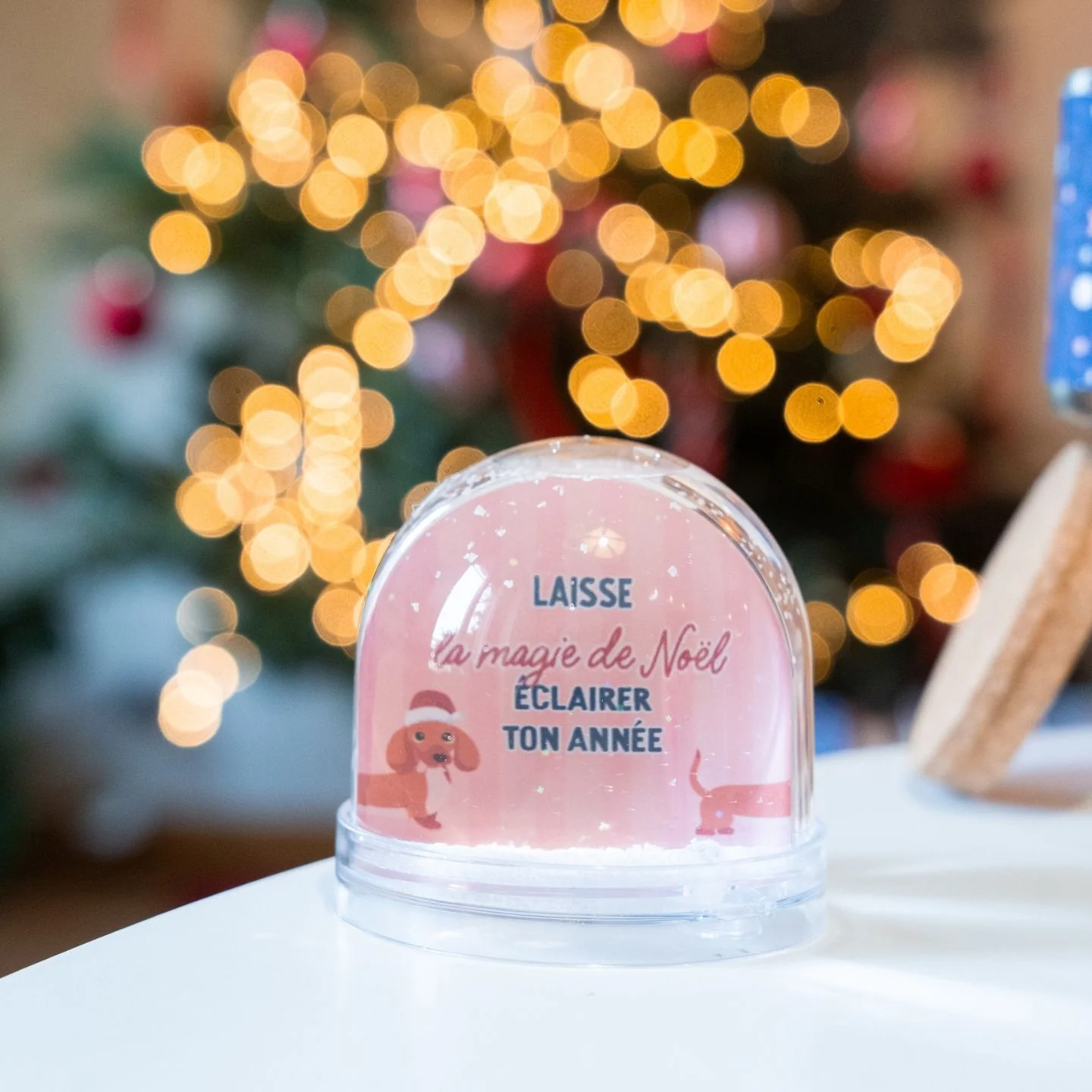 Boule à Neige - Laisse la magie de Noël éclairer ton année - Image 4