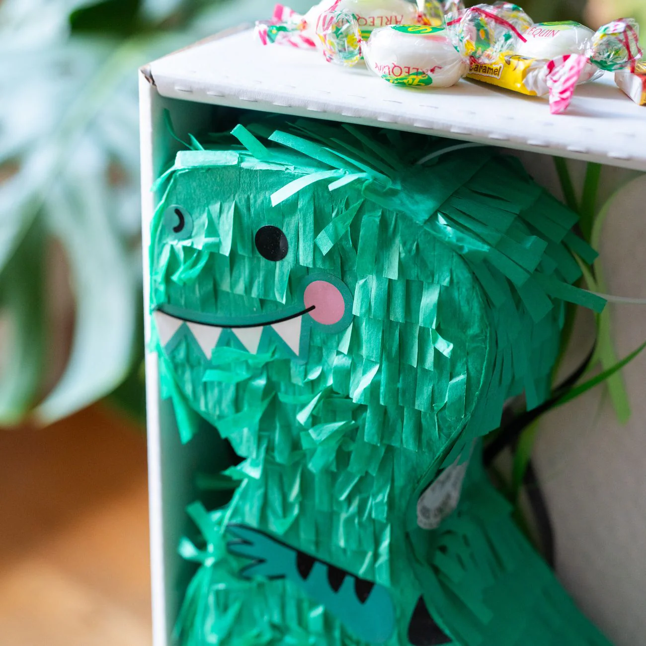 Piñata Dinosaure - Fait un voeu - avec bonbons - Image 2