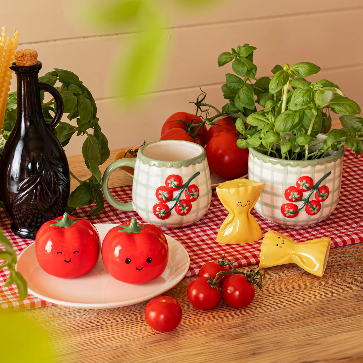 Salière et poivrière - Tomates - Image 3